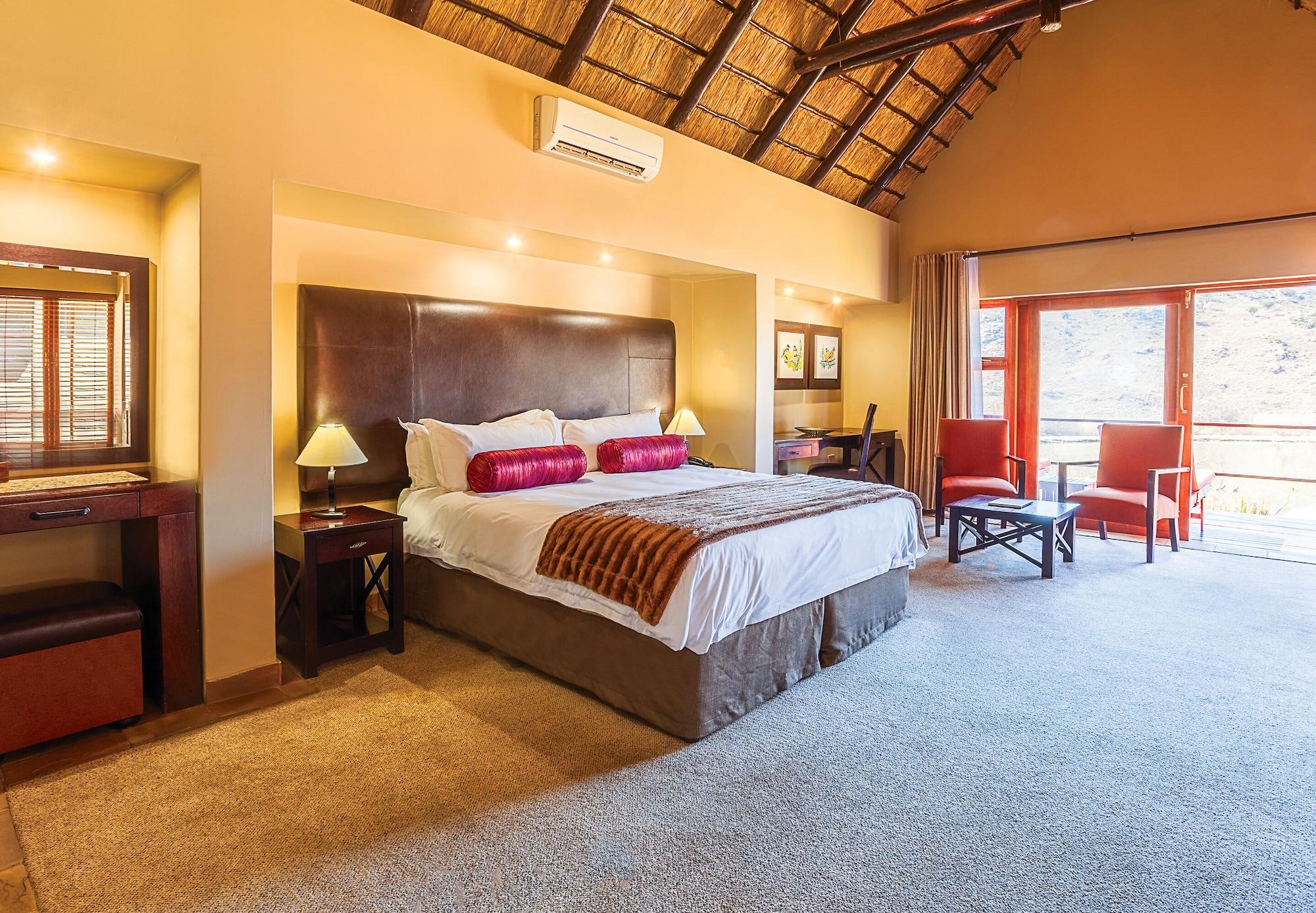Kloofzicht Lodge & Spa Krugersdorp Extérieur photo Executive Suite