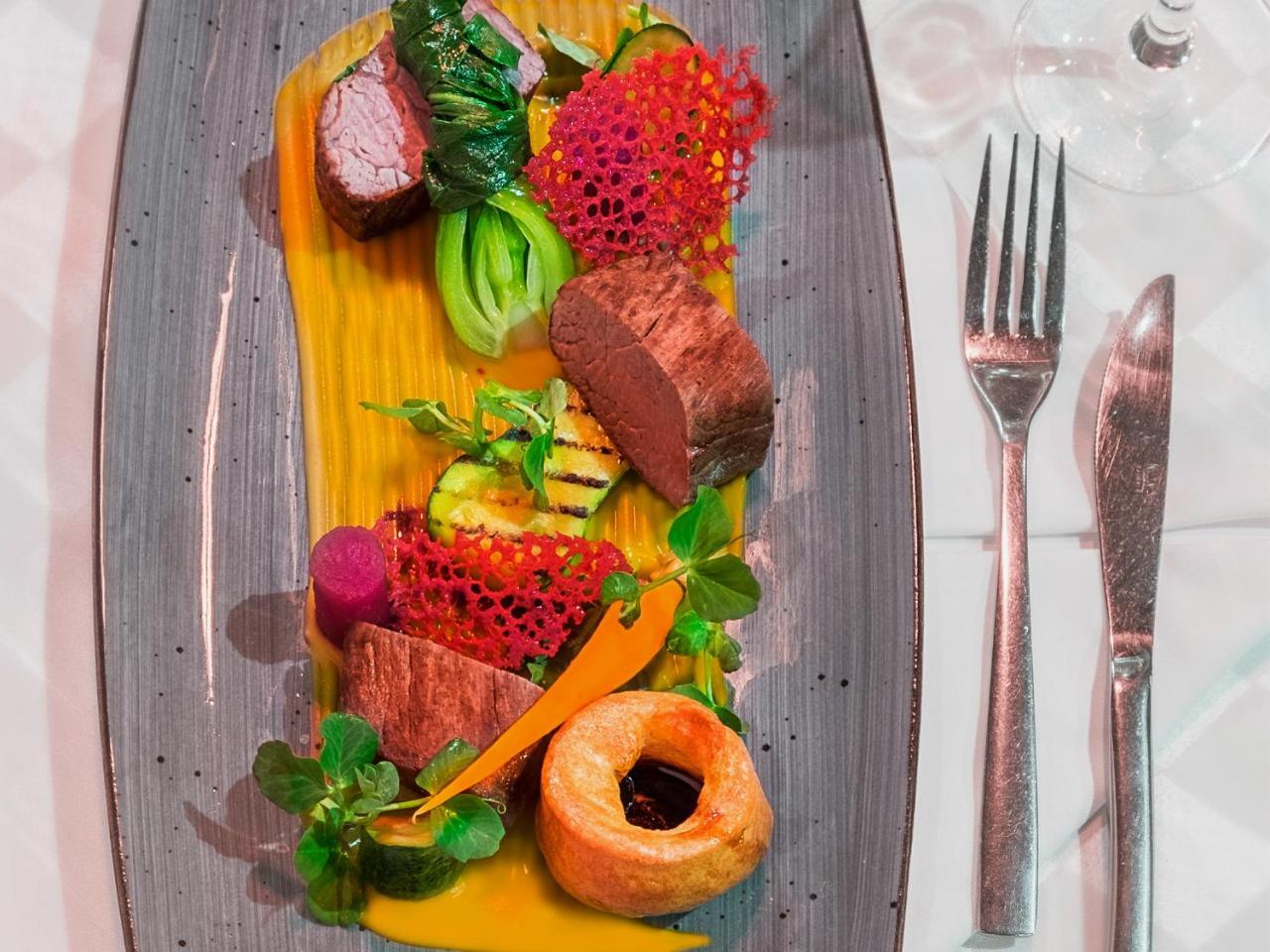 Kloofzicht Lodge & Spa Krugersdorp Extérieur photo A modern French dish