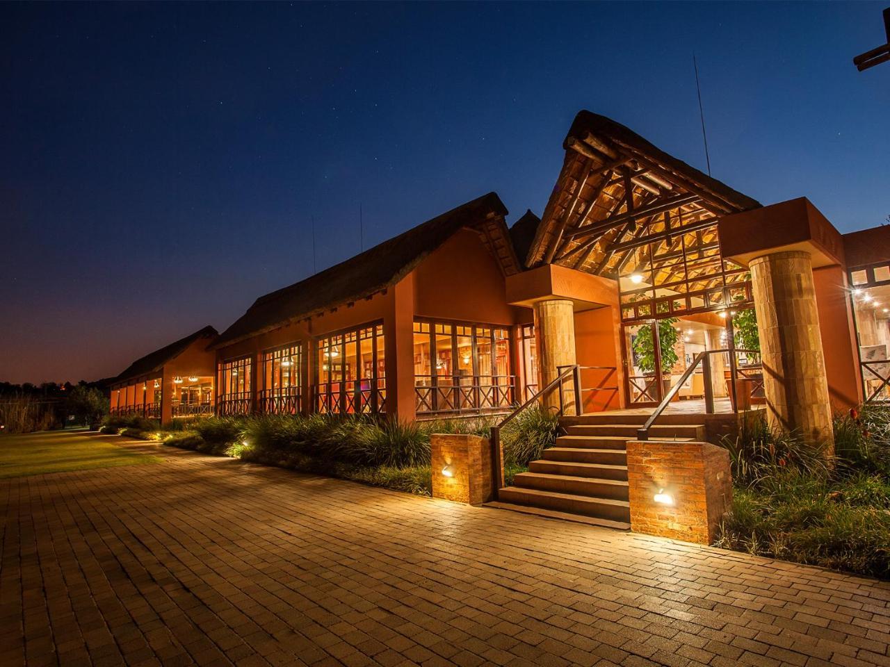 Kloofzicht Lodge & Spa Krugersdorp Extérieur photo The main entrance of the resort